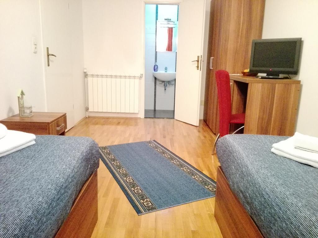 Motel Boutique Saray Bosna à Sarajevo Extérieur photo